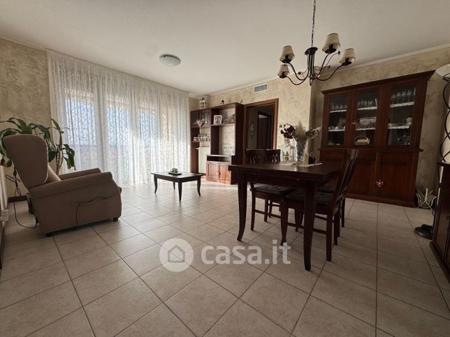 Appartamento in residenziale in Via Gaetano Donizetti 352