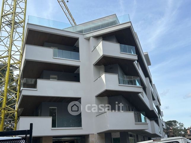 Appartamento in residenziale in Via della Camilluccia