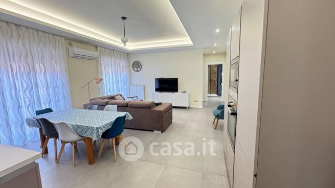 Appartamento in residenziale in Via Adda