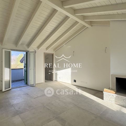 Attico/mansarda in residenziale in Borgo di Casale 7/A