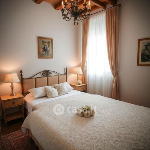 Villa in residenziale in Corso Ara di Giove