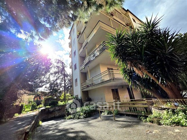Appartamento in residenziale in Via Padre Ambrogio