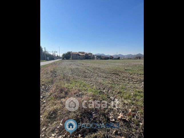 Terreno agricolo in commerciale in Via Santa Giustina
