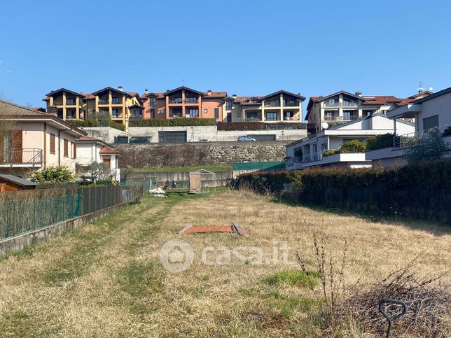 Terreno edificabile in residenziale in Via Monte Rosa