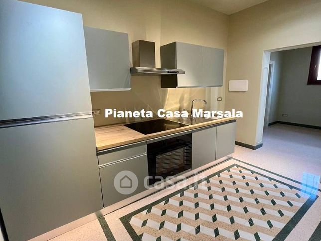 Casa indipendente in residenziale in Via Roma