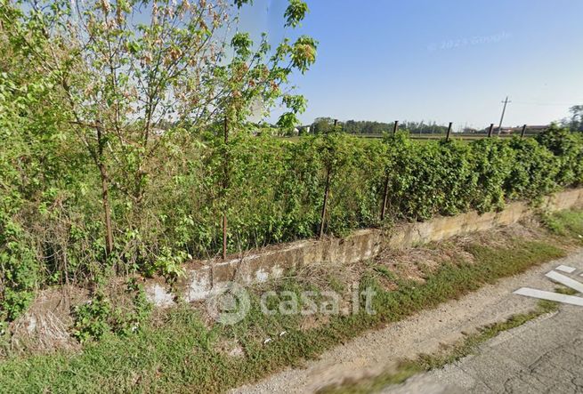 Terreno edificabile in residenziale in Via Battaglia della Sforzesca