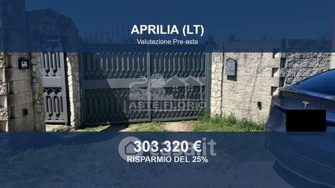 Villa in residenziale in Via Crati 59