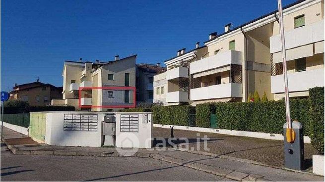 Appartamento in residenziale in Via Trieste 33