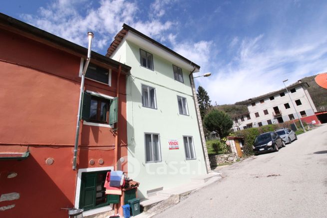 Villetta a schiera in residenziale in Contrada Pregrassi 1