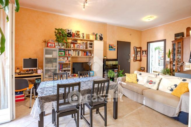 Appartamento in residenziale in Via Fratelli Fea 14
