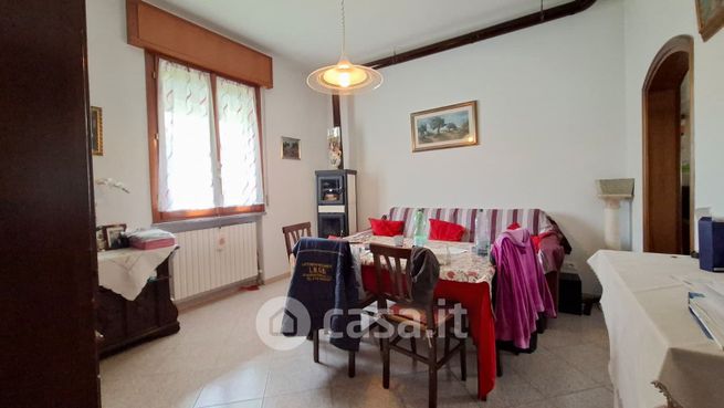 Casa indipendente in residenziale in Via Castelfalcino