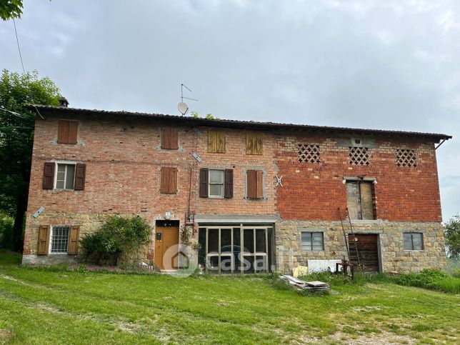 Rustico/casale in residenziale in Ligorzano
