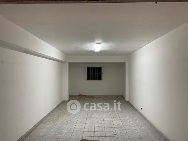 Box/posto auto in residenziale in Via Vittorio Bachelet 32