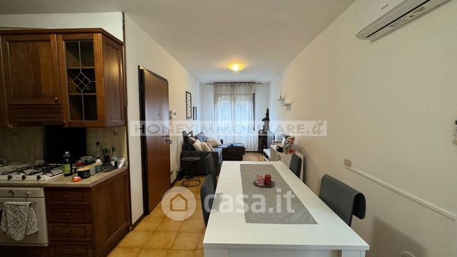 Appartamento in residenziale in Via Tridenti 4