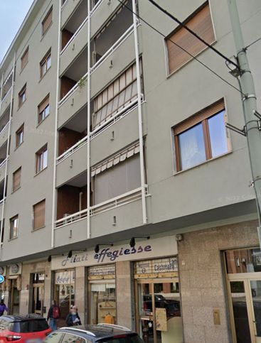 Appartamento in residenziale in Corso Giulio Cesare