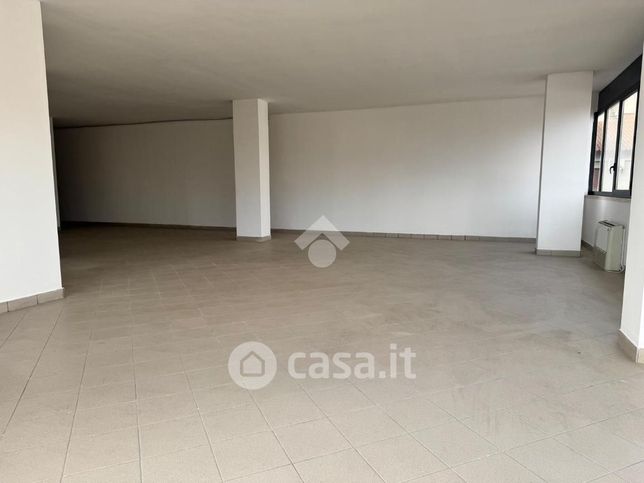 Garage/posto auto in residenziale in Corso Garibaldi 62