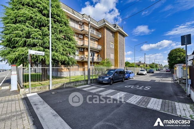 Appartamento in residenziale in Via Piacenza 14