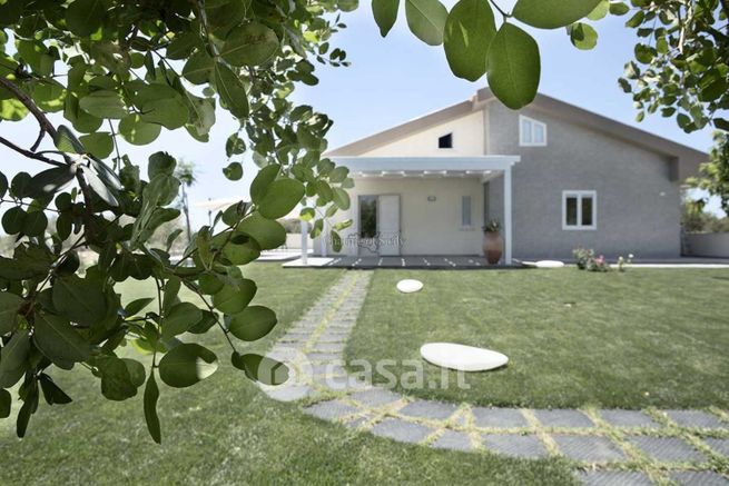 Villa in residenziale in Via Sorda Sampieri