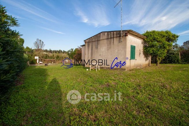 Terreno agricolo in commerciale in 