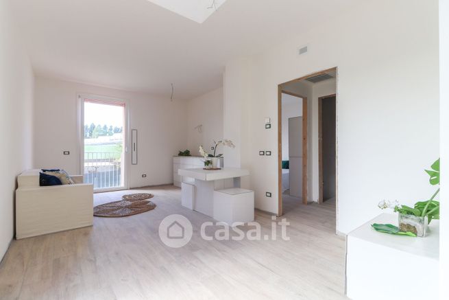 Appartamento in residenziale in Via Antonio Zannoni 27