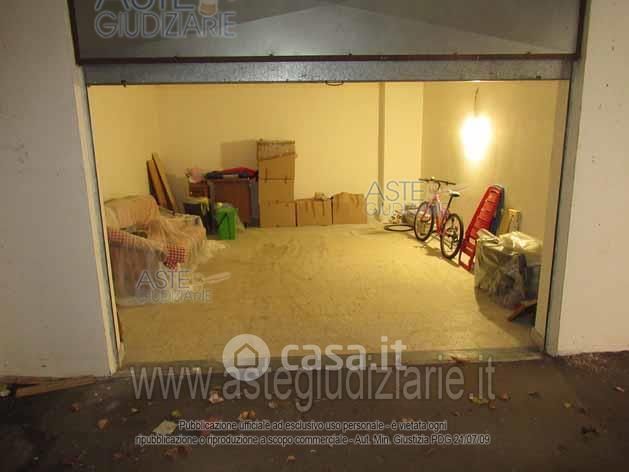 Garage/posto auto in residenziale in Via Cale 51