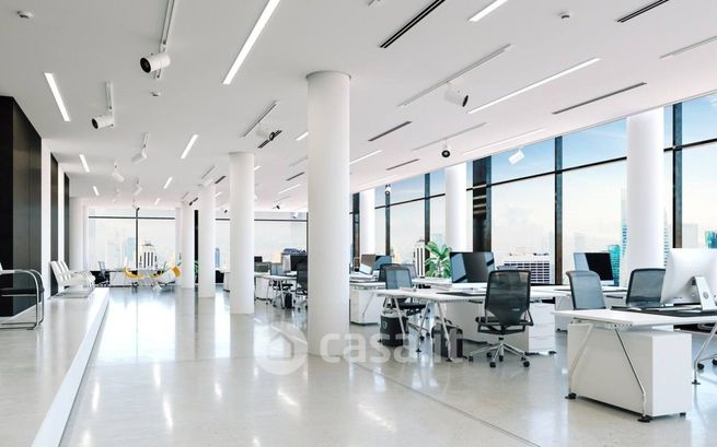 Ufficio in commerciale in Via Morolense