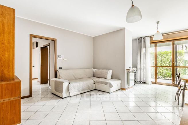 Appartamento in residenziale in Via Firenze 7