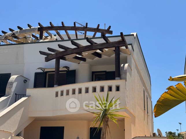 Appartamento in residenziale in Viale delle Rose 15
