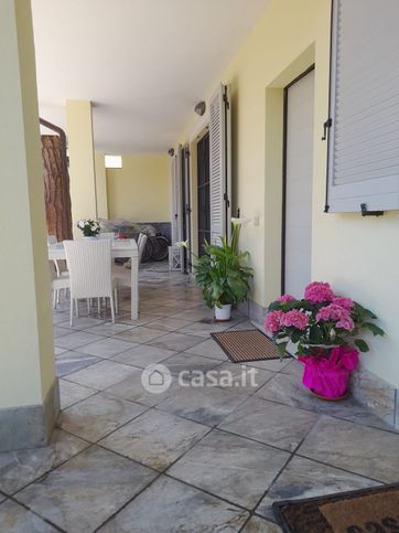 Villa in residenziale in Via del grada