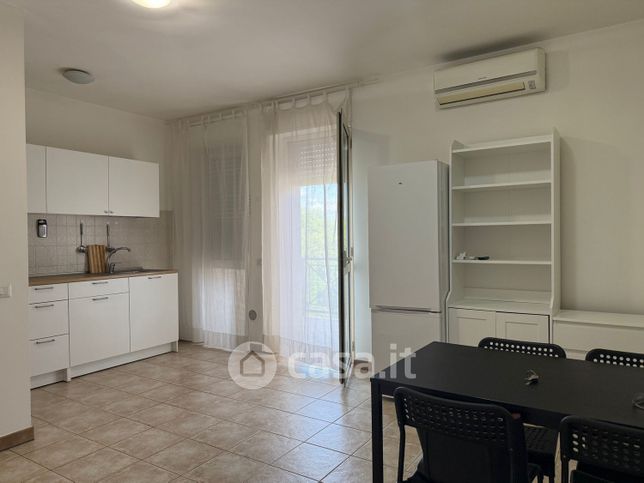 Appartamento in residenziale in Via dei Battellieri 4