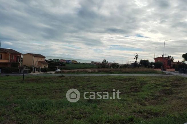 Terreno agricolo in commerciale in Via Aldo Moro