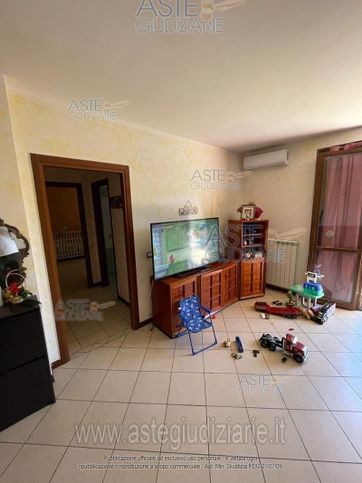 Appartamento in residenziale in Via Carlo Urbani 13