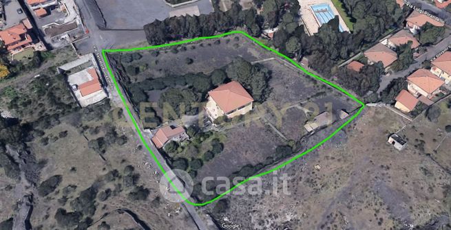 Terreno edificabile in residenziale in Via Salvatore Quasimodo 7