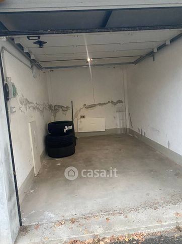 Box/posto auto in residenziale in 
