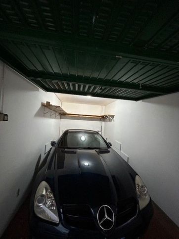 Garage/posto auto in residenziale in Via Edoardo Weber 17