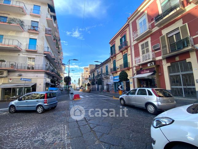 Attivitã /licenza (con o senza mura) in commerciale in I Traversa IV Novembre 41
