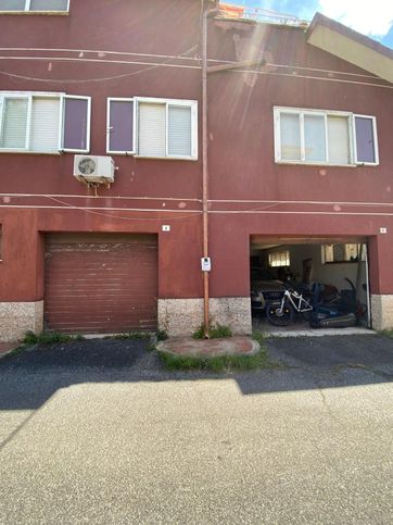 Box/posto auto in residenziale in Via L. Einaudi