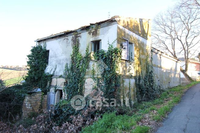 Casa indipendente in residenziale in Via Chiesa Nuova 4