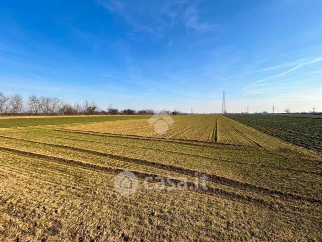 Terreno agricolo in commerciale in Via Leonardo da Vinci