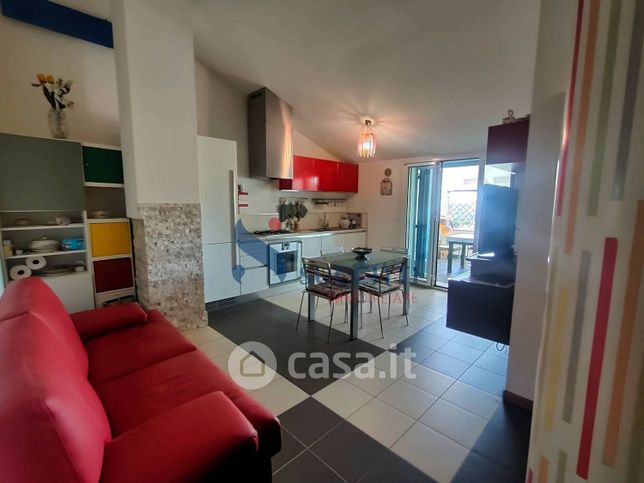 Appartamento in residenziale in Via Terranova 22