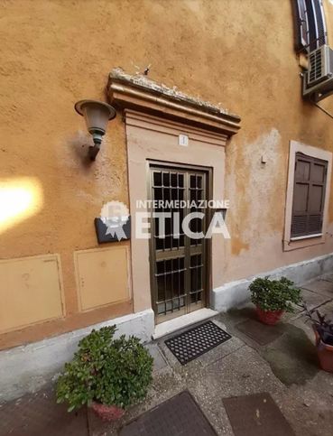 Appartamento in residenziale in Via Pasquale Tosi 5