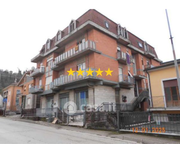 Appartamento in residenziale in Viale Cavour