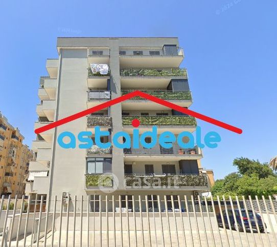 Appartamento in residenziale in Via Angelo Camillo de Meis 181