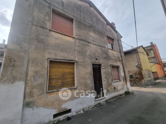 Casa indipendente in residenziale in Via Don Giovanni Minzoni