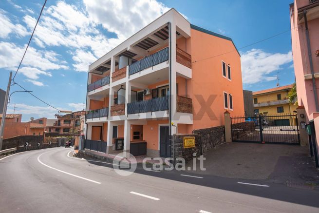 Appartamento in residenziale in Via San Gregorio 61