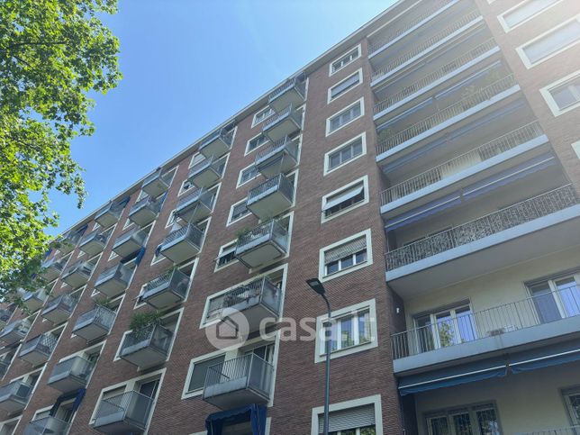 Appartamento in residenziale in Viale Campania 30
