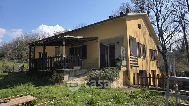 Casa indipendente in residenziale in Via Rolando Lanari