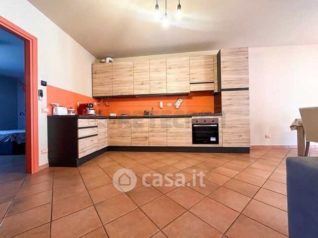 Appartamento in residenziale in Via Vaccarolo