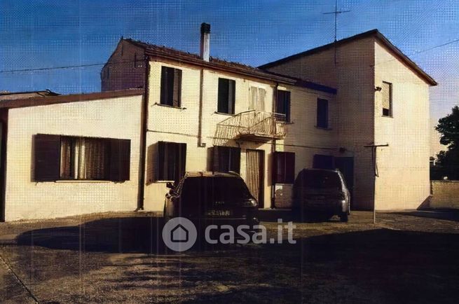 Appartamento in residenziale in Via Giara 24