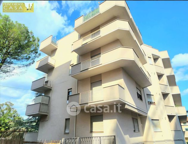 Appartamento in residenziale in Via Alfonso Cipollone 44